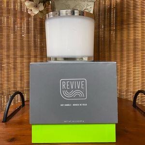 Melaleuca Revive Basil and Lemongrass Candle